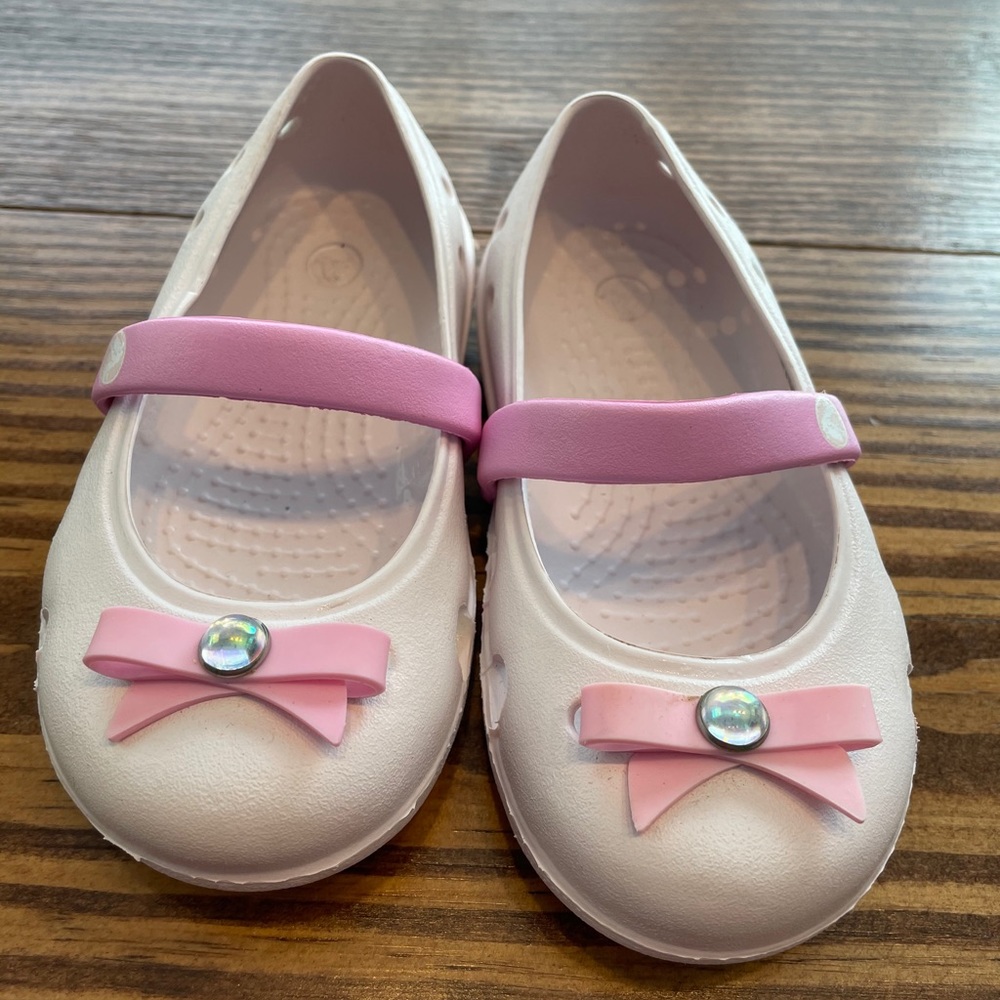 Pink/white toddler crocs
